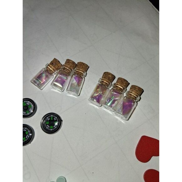 Mini Crafts & Project Supplies Hearts Keys Flowers Compass Glass Jar - Picture 8 of 8